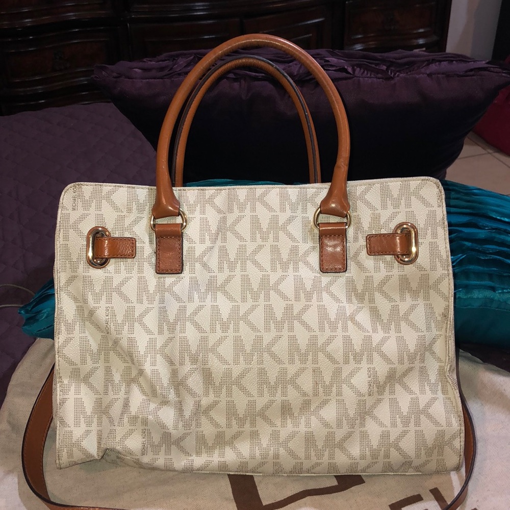 Michael kors hand bag - Picture 2 of 7